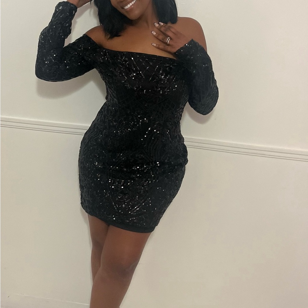 Elegant Black Sequin Off-Shoulder Dress